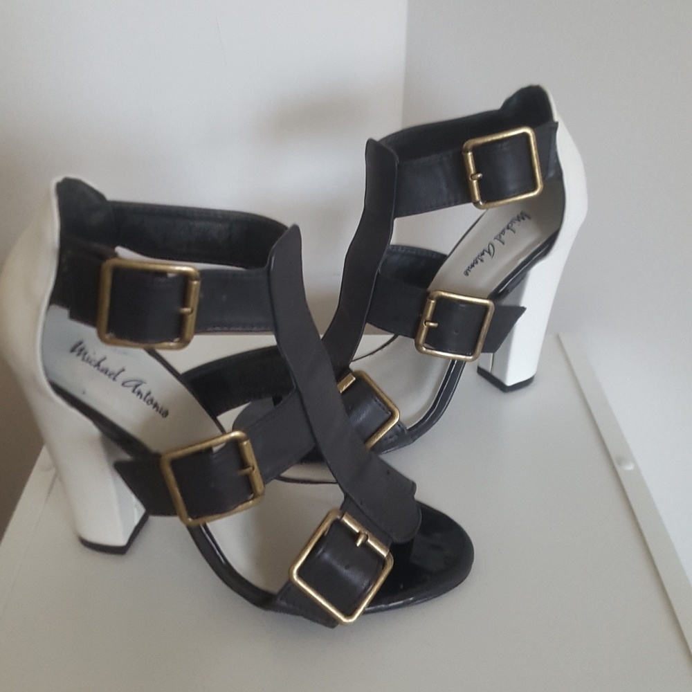Michael Antonio, Strappy Women's Sandals, Black & White, Sz 6.5, Great Condition